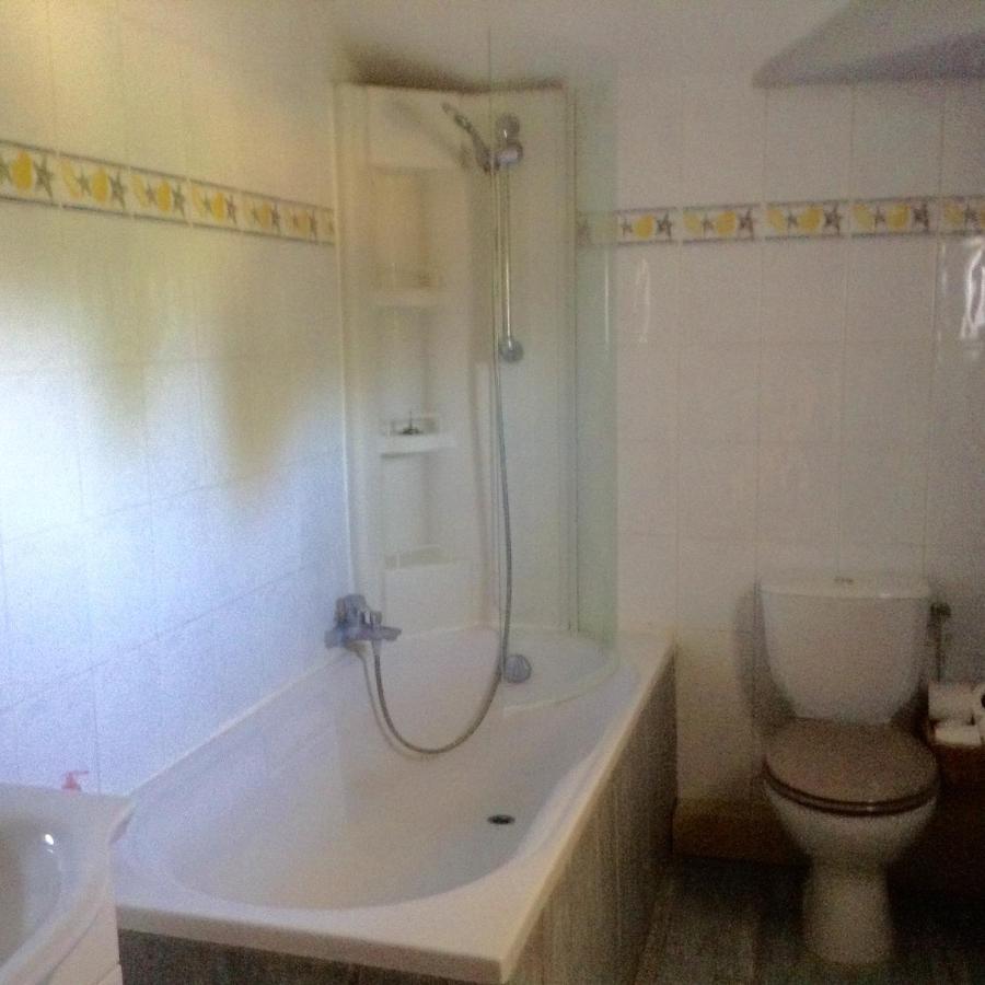 Homestay Arrabella Availles-Limouzine ภายนอก รูปภาพ